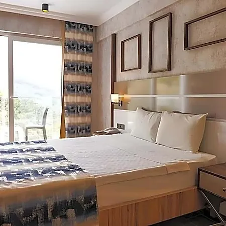 King Royal Palace Oludeniz Otel 4*
